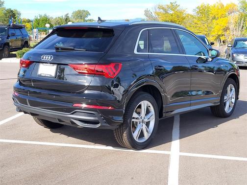 2024 Audi Q3 45 S line Premium Plus