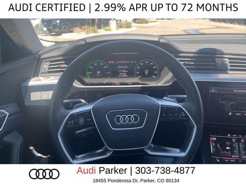 Mythos Black Metallic 2024 Audi Q8 e-tron Premium