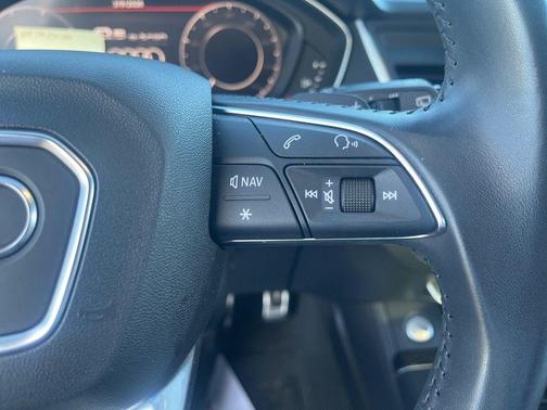 2020 Audi Q5 Premium Plus 55 TFSI e quattro S tronic