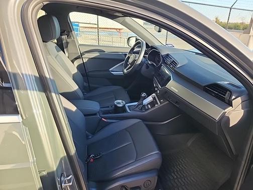 2024 Audi Q3 45 S line Premium Plus