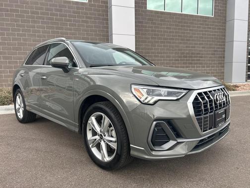 2024 Audi Q3 45 S line Premium Plus