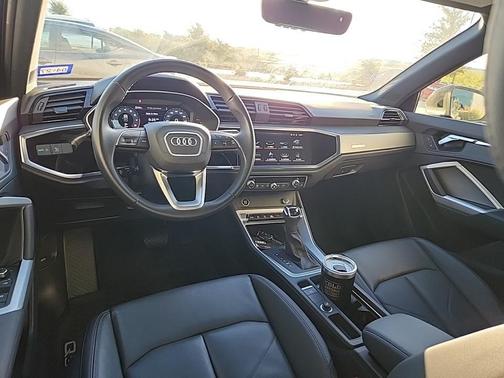 2024 Audi Q3 45 S line Premium Plus