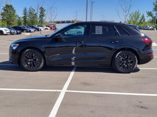 2024 Audi Q8 e-tron Prestige