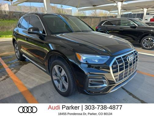 Mythos Black Metallic 2023 Audi Q5 40 Premium Plus
