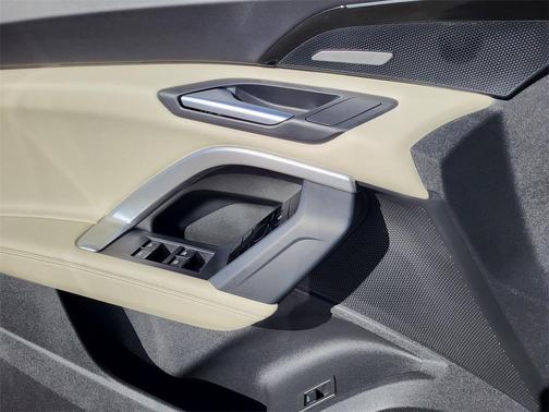 2025 Audi Q5 Prestige TFSI quattro S tronic