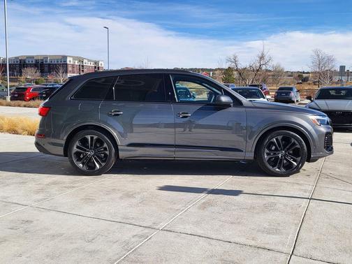 2026 Audi Q7 55 Premium Plus