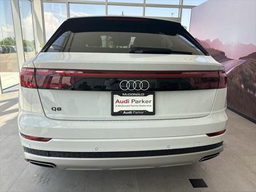 2024 Audi Q8 55 Premium Plus