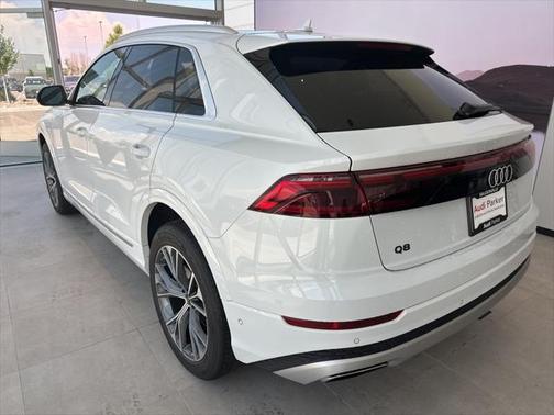 2024 Audi Q8 55 Premium Plus