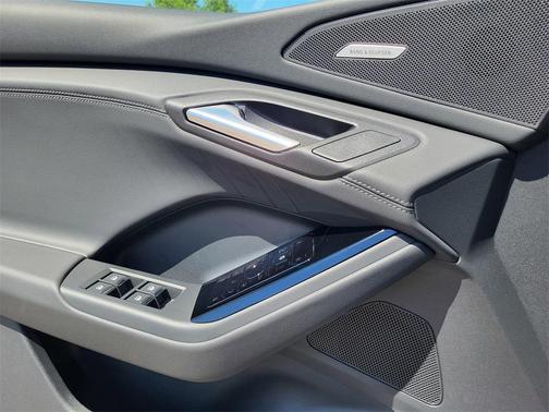 2025 Audi Q6 e-tron Premium Plus quattro