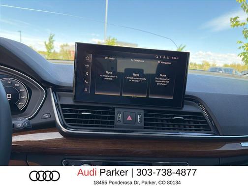 Glacier White Metallic 2024 Audi Q5 e 55 S line Premium Plus