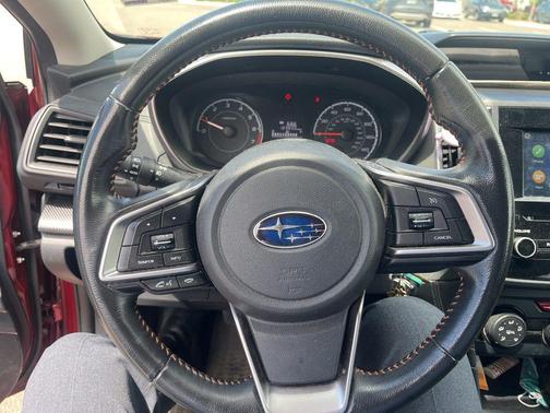 Venetian Red Pearl 2019 Subaru Crosstrek 2.0i Premium