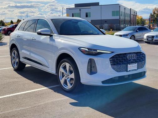 2025 Audi Q5 Premium Plus TFSI quattro S tronic