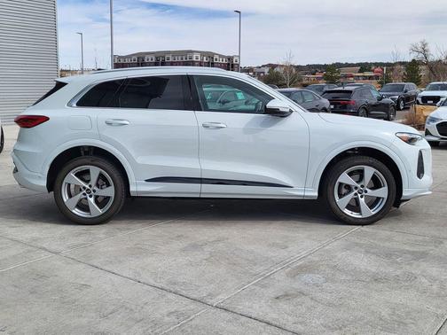 2025 Audi Q5 Premium Plus TFSI quattro S tronic