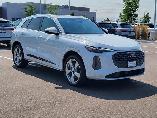 2025 Audi Q5 Premium Plus