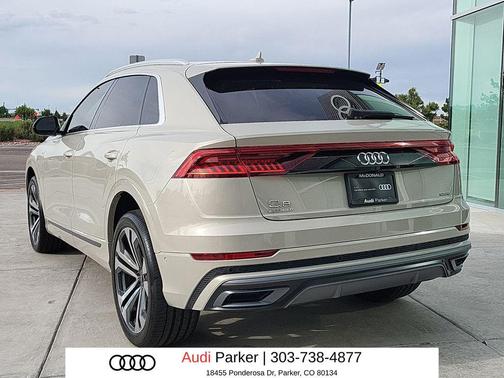 Vicuna Beige Metallic 2022 Audi Q8 55 Prestige
