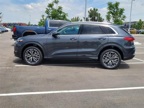 2025 Audi Q5 Premium Plus TFSI quattro S tronic