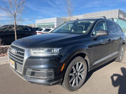Black 2018 Audi Q7 2.0T Premium