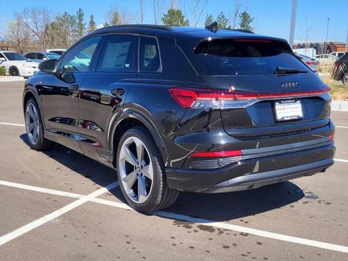 2025 Audi Q4 e-tron Premium Plus 55 quattro