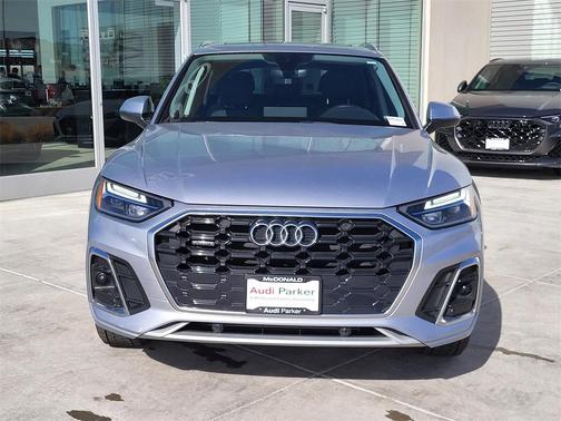 2023 Audi Q5 45 S line Premium