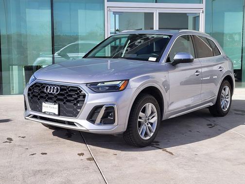 2023 Audi Q5 45 S line Premium