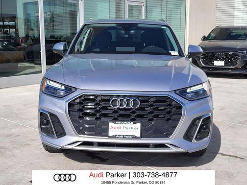 Florett Silver Metallic 2023 Audi Q5 45 S line Premium