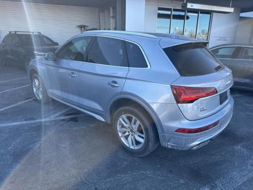 2023 Audi Q5 45 S line Premium
