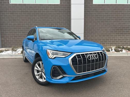 2023 Audi Q3 Premium 45 TFSI S line quattro Tiptronic
