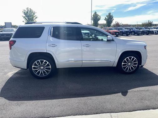 2021 GMC Acadia Denali