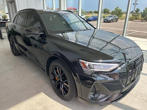 2023 Audi e-tron Premiumwe