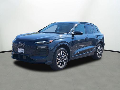 2025 Audi Q6 e-tron Premium quattro