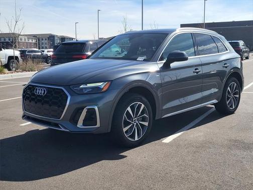 2022 Audi Q5 45 S line Premium