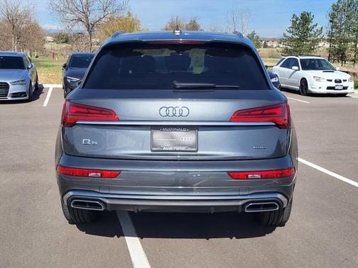 2022 Audi Q5 45 S line Premium