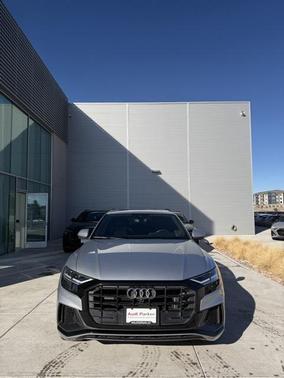 2020 Audi Q8 55 Premium Plus