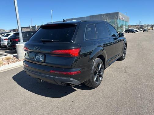 2025 Audi Q7 55 Premium Plus