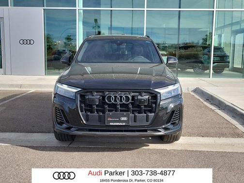 Mythos Black Metallic 2025 Audi Q7 55 Premium Plus