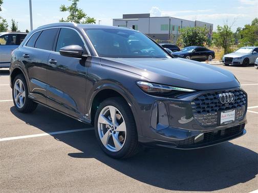 2025 Audi Q5 Premium Plus