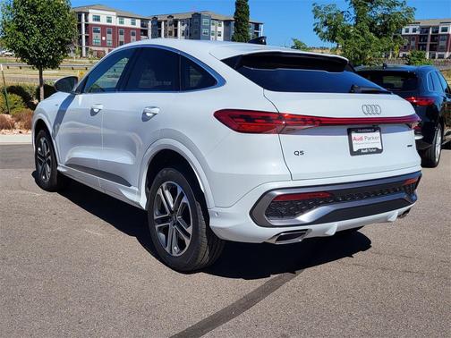 2025 Audi Q5 Premium TFSI quattro S tronic