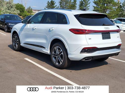 Glacier White Metallic 2025 Audi Q5 Premium TFSI quattro S tronic