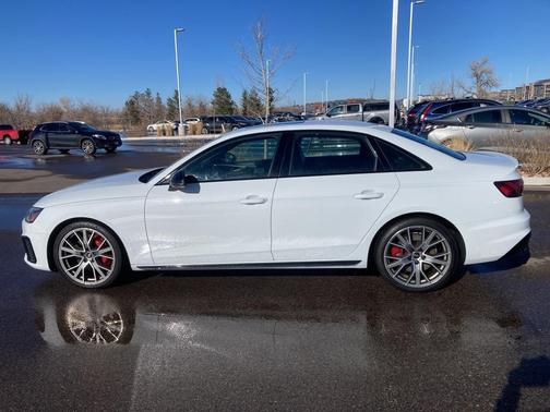 2023 Audi S4 Premium Plus TFSI quattro Tiptronic
