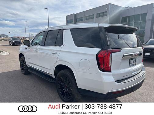 White Frost Tricoat 2023 GMC Yukon SLT