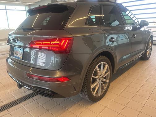 2025 Audi Q5 55 S line Prestige