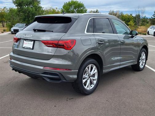 2024 Audi Q3 Premium 45 TFSI S line quattro Tiptronic