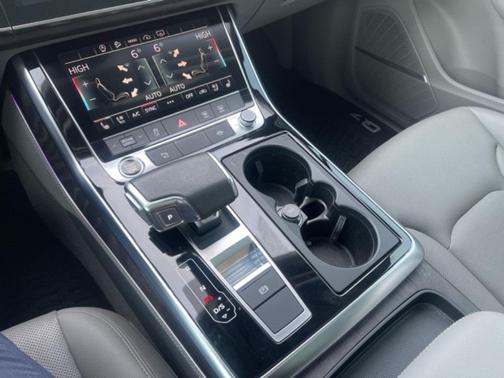 2023 Audi Q7 55 Premium Plus