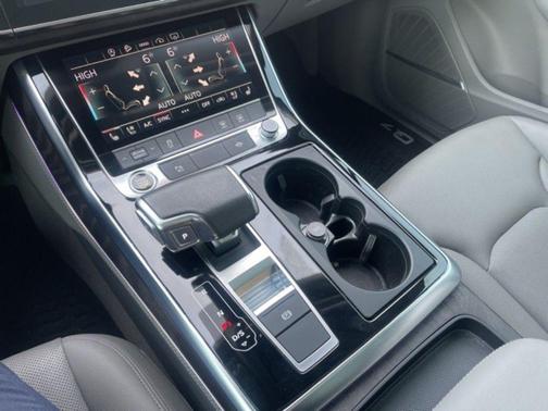 2023 Audi Q7 55 Premium Plus