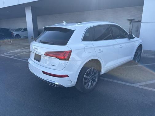 2023 Audi Q5 45 S line Premium