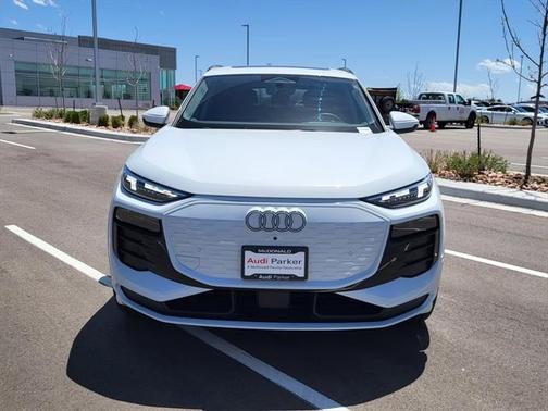 2025 Audi Q6 e-tron Premium Plus quattro
