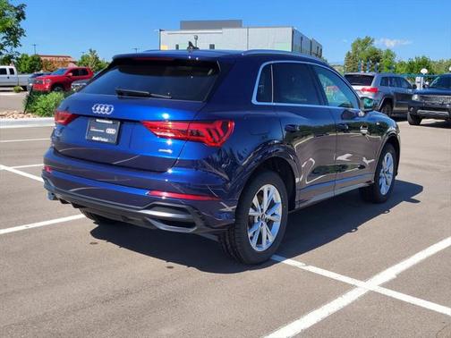 2022 Audi Q3 45 S line Premium
