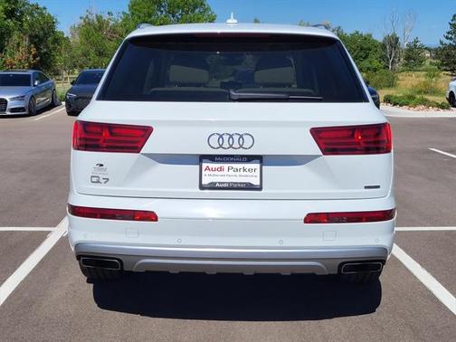 2019 Audi Q7 45 Premium Plus