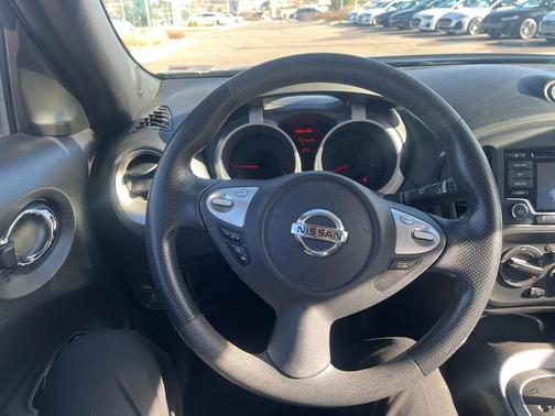 2017 Nissan Juke S