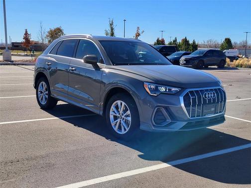2022 Audi Q3 45 S line Premium